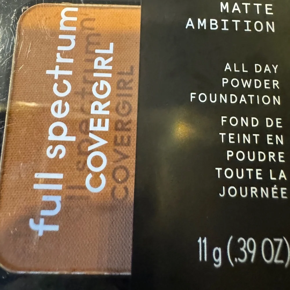 COVERGIRL Full Spectrum Matte Ambition Foundation - Warm Brown